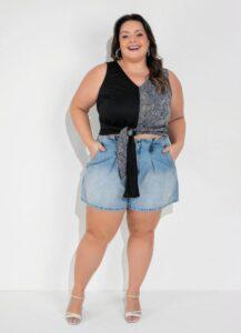 blusa-folhagem-preta